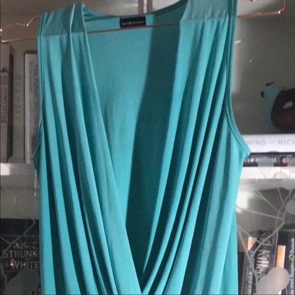 Callie Aqua Blue Green Plunge Faux Wrap Short Set - Picture 3 of 8